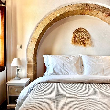 Ypatia Cozy Castle Suite Apartment With Loft Monemvasia Exterior photo